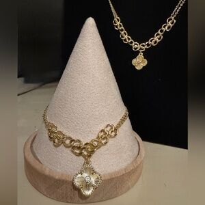 Elegant 14k Gold plated clover necklace ,Bracelet and hugie earrings